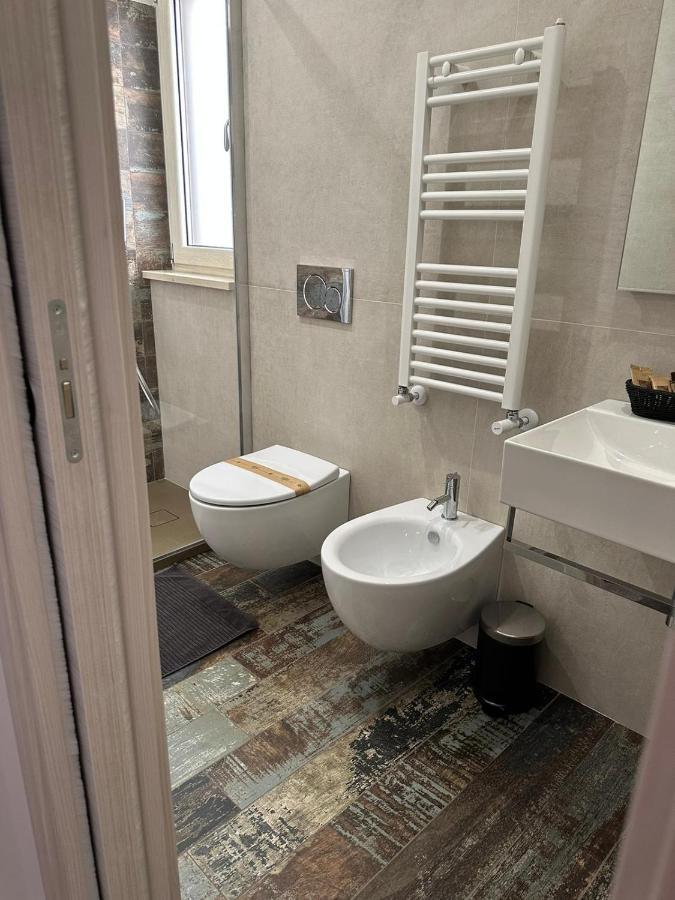 Home J&J باري المظهر الخارجي الصورة