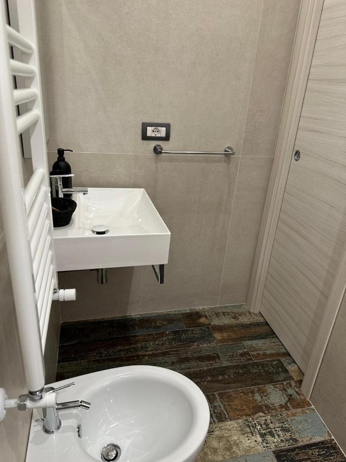 Home J&J باري المظهر الخارجي الصورة